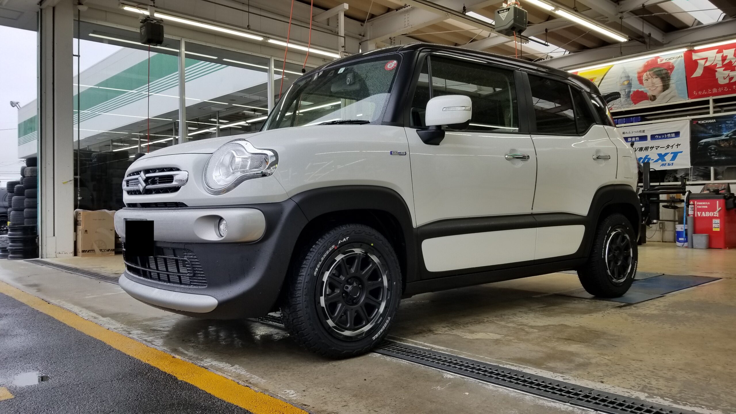 SUZUKI クロスビー | タイヤはピットイン