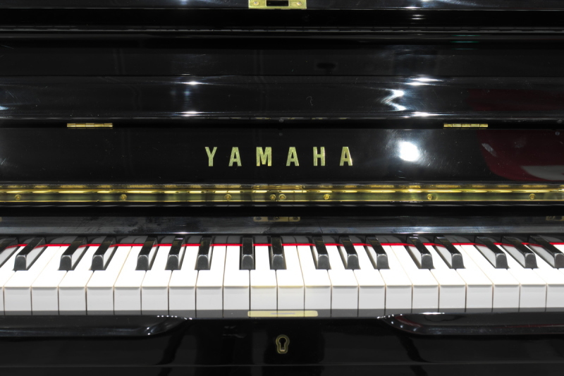 パンくん様用 消音機能付 初心者さん YAMAHA U1H アップライトピアノ