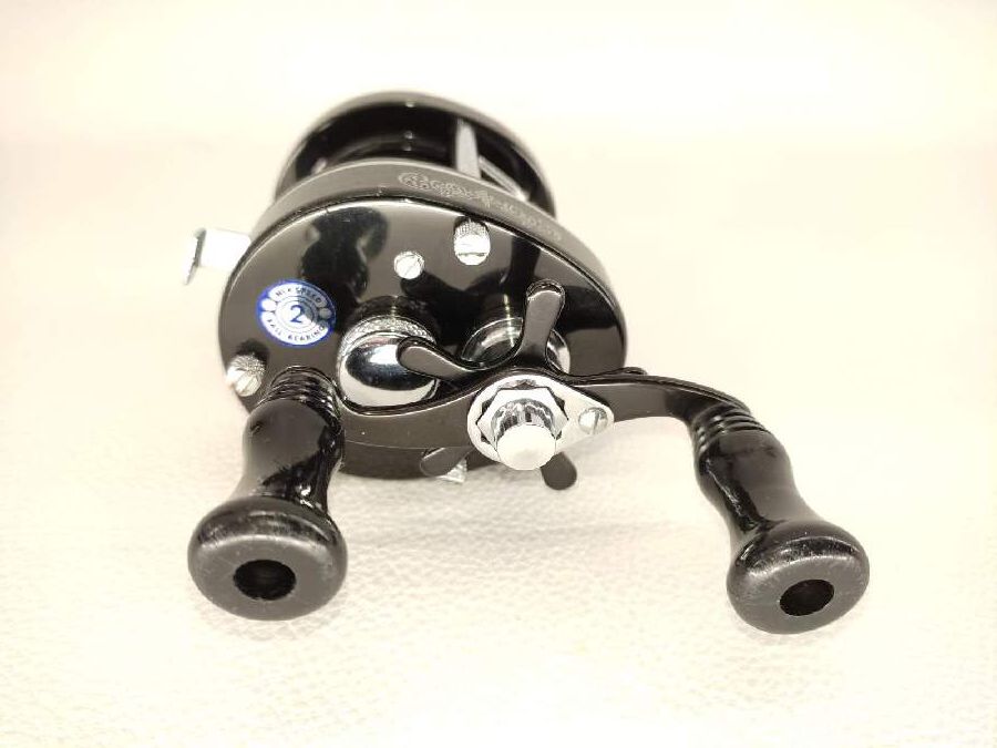 100年以上の歴史を持つ老舗釣り具メーカー『シェイクスピア』のリール