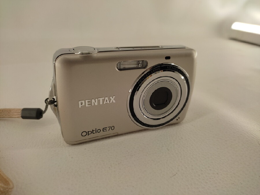 デジタルカメラ PENTAX Optio E70 をお買取入荷しました。｜2024年01月