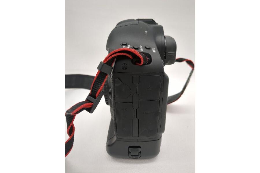 CANON EOS-1D X mark-II充電器付 専用電池 レリーズ回数3000以下