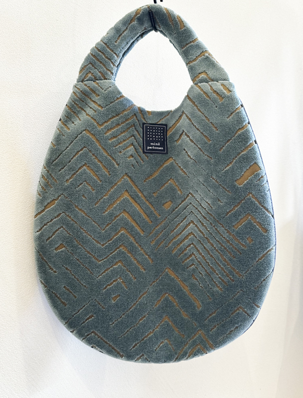 minä perhonen egg bag echo | pieni・huone 覚王山