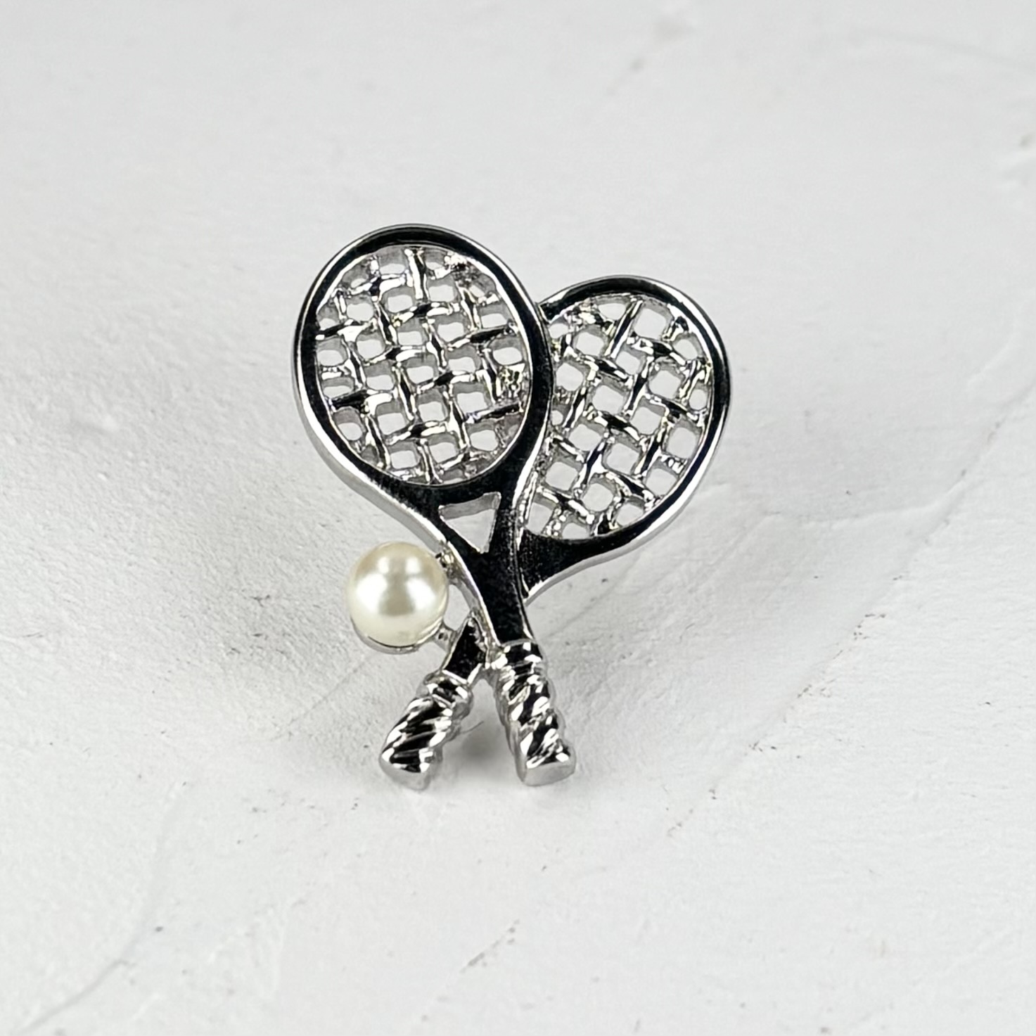 スポーツアクセサリー テニスラケット パールタックピン 本真珠
