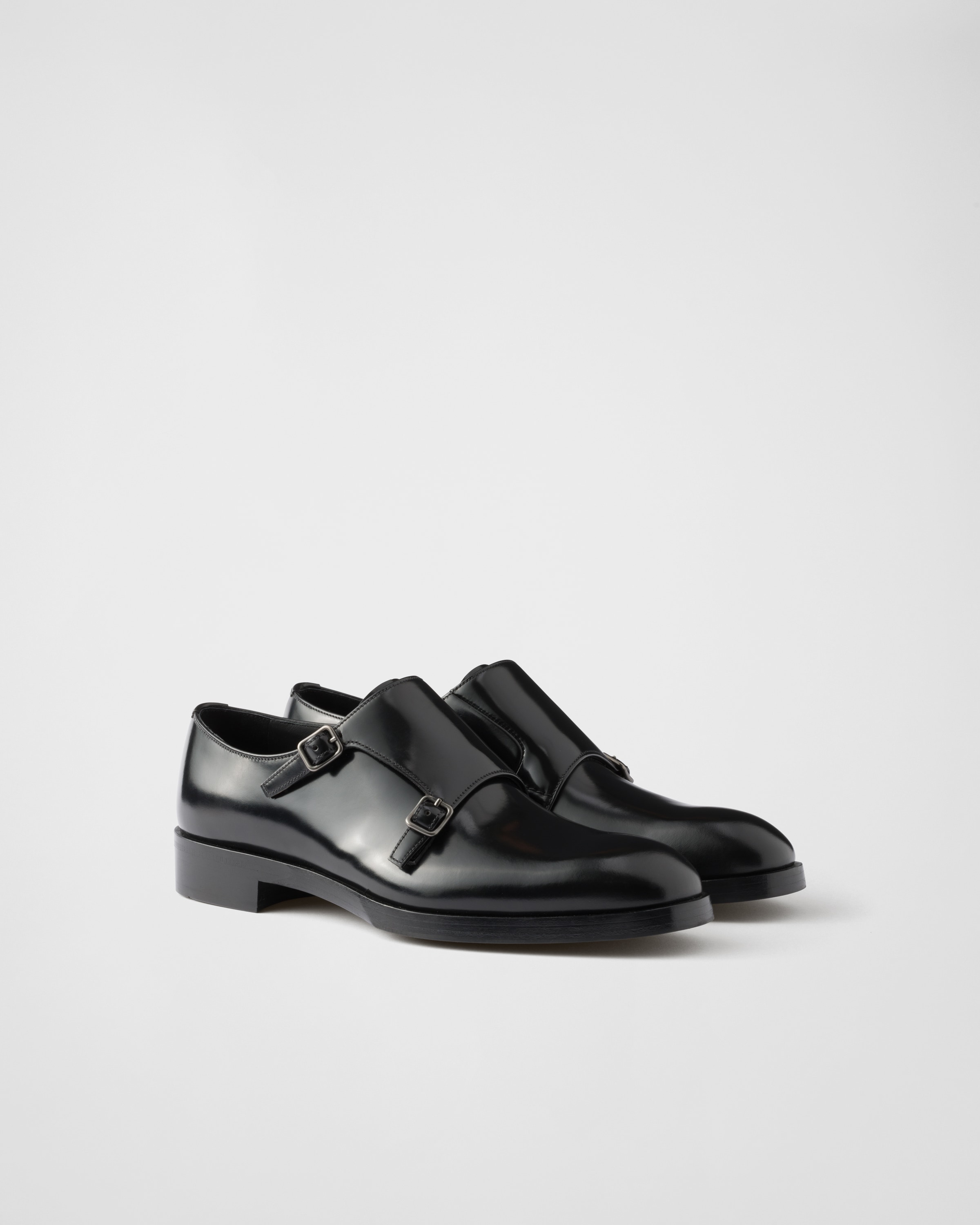 ブラック ブラッシュドレザー ダブルモンクストラップ シューズ | PRADA