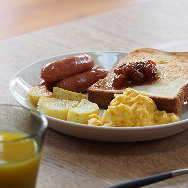 イッタラ ティーマ プレート 21cm ホワイト / iittala TEEMAWH | 食器