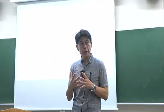 在ウクライナ日本国大使館参事官 田中耕太郎氏による特別講義を行い