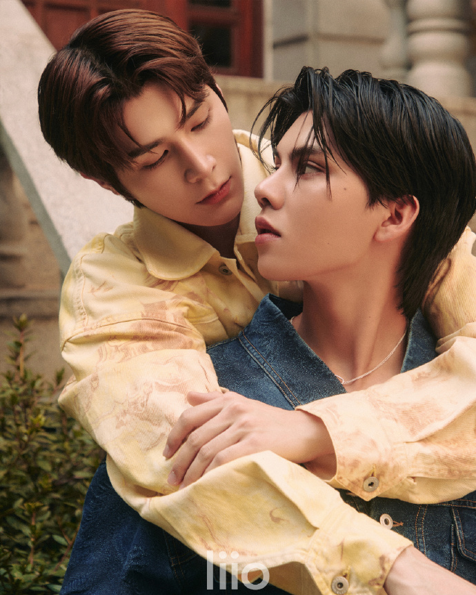 中国雑誌 その他 娯楽・エンタメ 『LIIO 2024年C版（FortPeat、公式