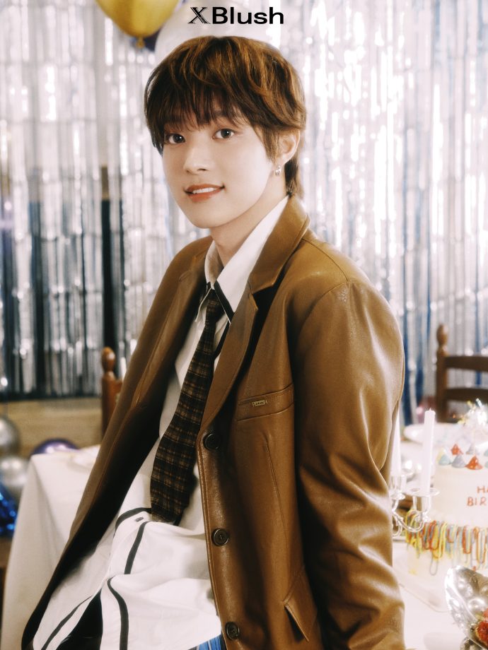 中国雑誌 XBlush VIOLET 『XBlush Magazine 2024年A版（＆TEAM、A版