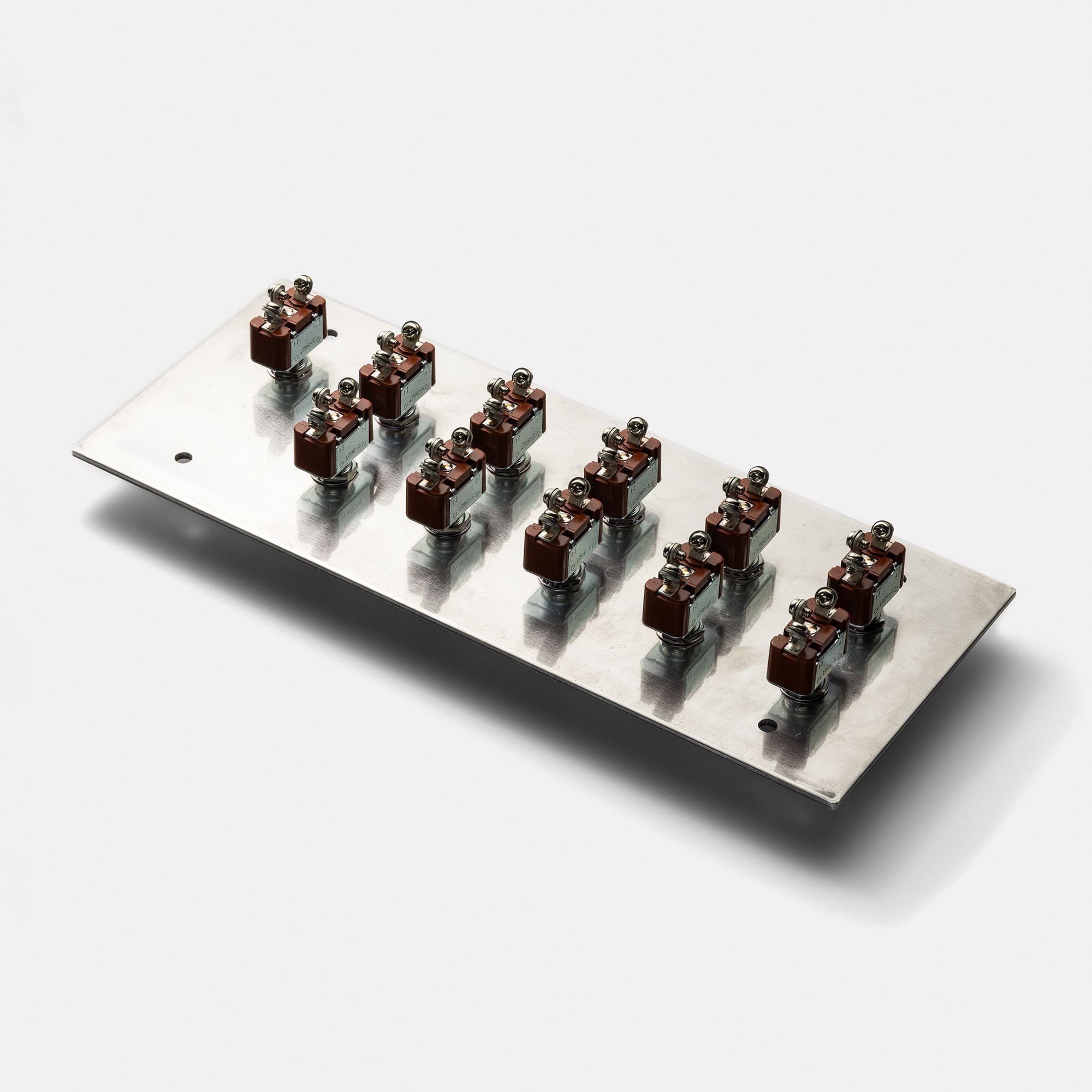 トグルスイッチ プレート06-11 | LT-PS002-20-G141 | スイッチ | 照明