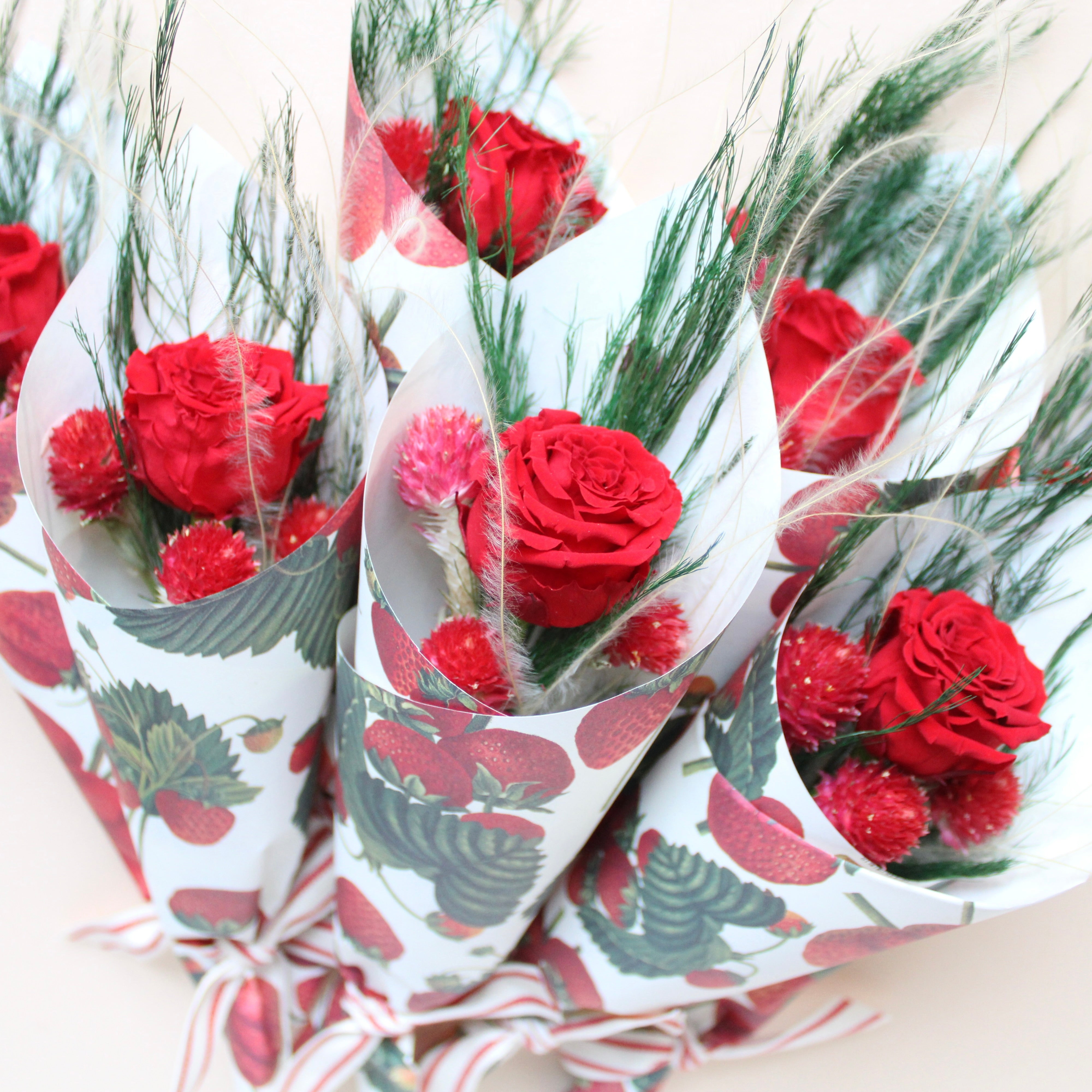 Strawberry Rose Bouquet – Roxanne's Dried Flowers
