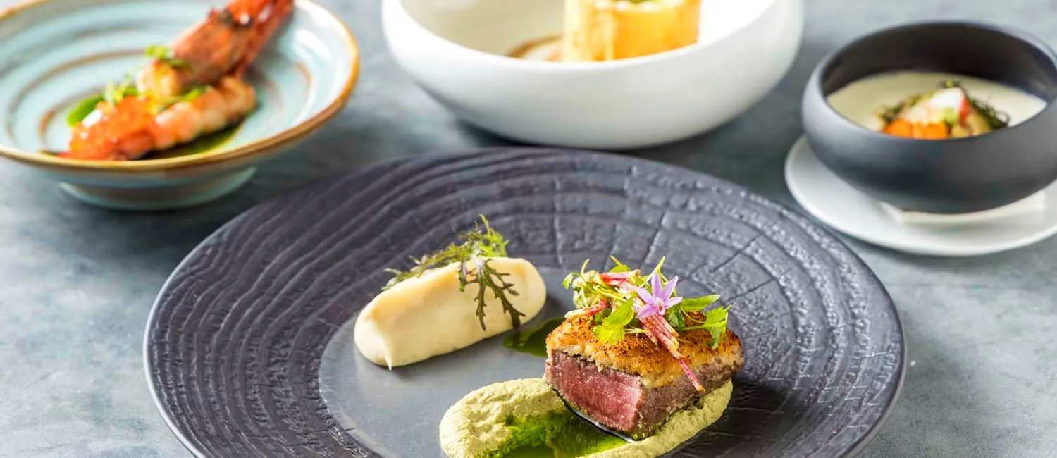 アズーア レストラン | ハワイ・ワイキキのホテル - ロイヤルハワイアン