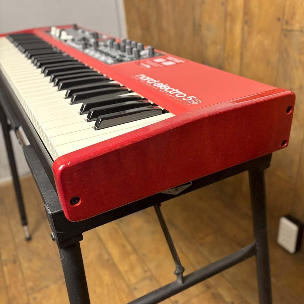 Nord Electro 5D 61鍵 シンセサイザー Nord Electro 5D 61 ノード シンセサイザー - 楽器の買取屋さん｜最短