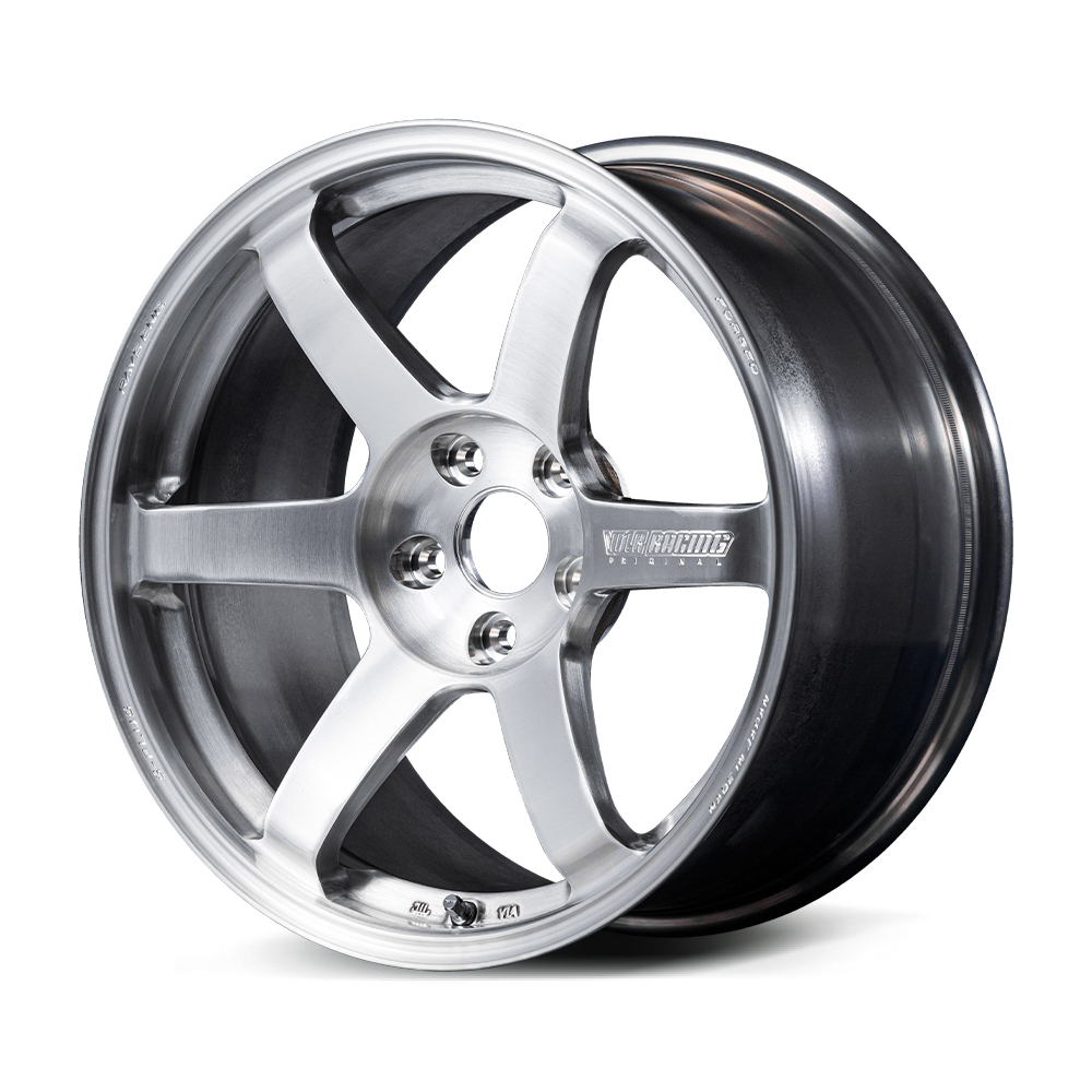 TE37 SAGA S-plus A.S.T.｜RAYS（株式会社レイズ）｜革新的な