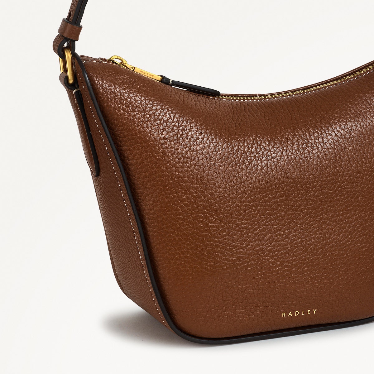 Saddle Brown Leather Crossbody Bag | Oak Street Collection AW24