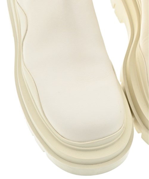 BOTTEGA VENETA（ボッテガヴェネタ）ブーツ 白 サイズ:EU38(24.5cm位