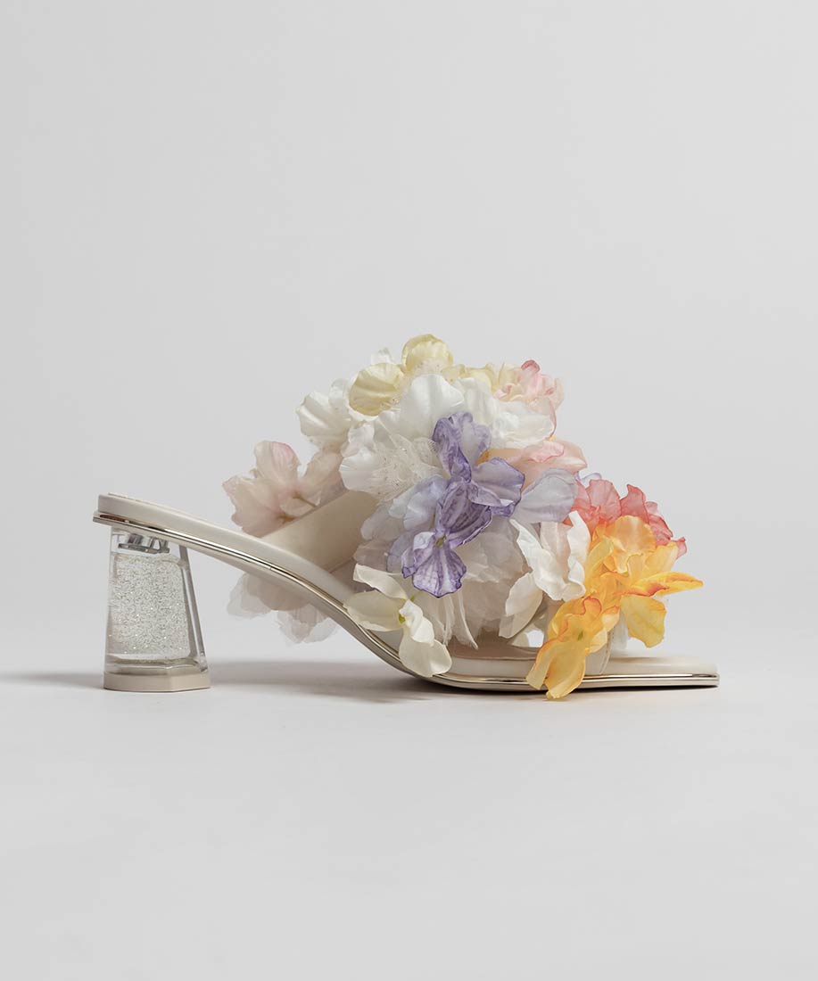 LUXURY ITEM】フラワーブーケミュールサンダルRANDA公式サイト