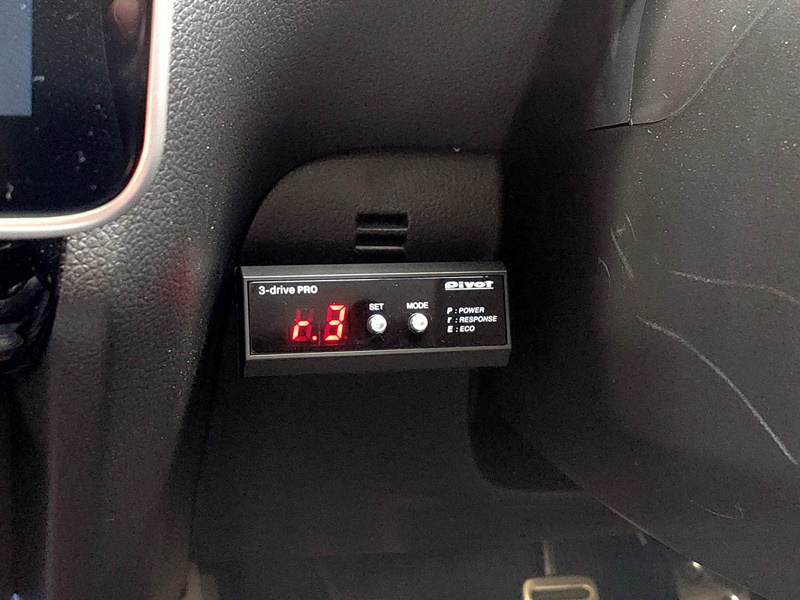 スロコンの効果!?】ZC33S スイスポにPIVOT 3-drive · PRO取り付け