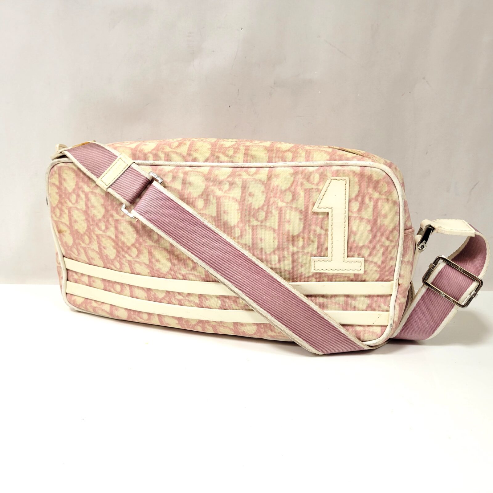 ディオール 【Dior】 No1 ヴィンテージショルダーバッグをお買取りしま