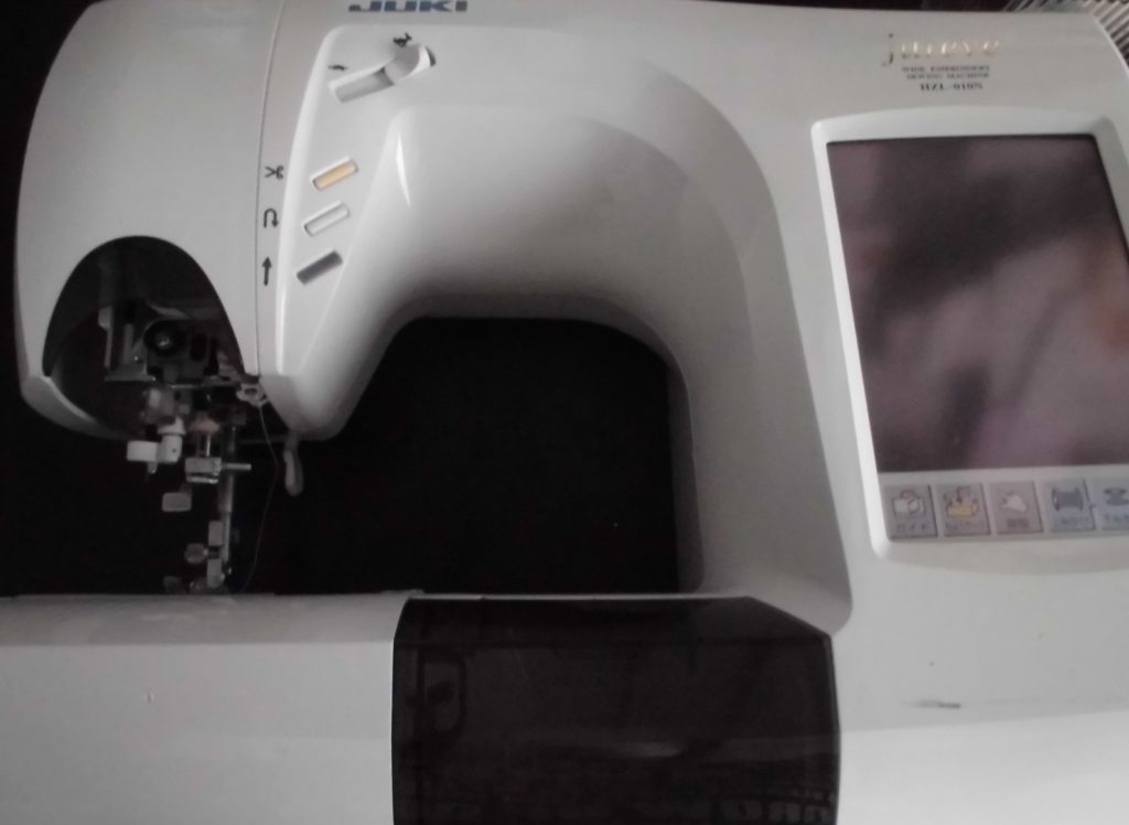 JUKIミシン修理｜ジュレーブ（HZL-010N）｜自動上糸かけ不良 – 小さな
