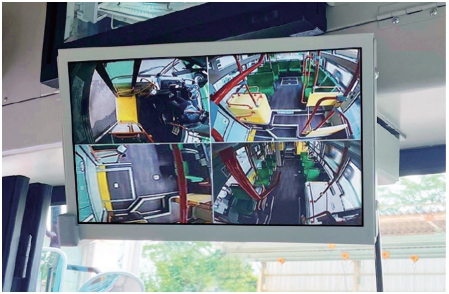 路線バス用車内モニターシステム | レゾナント・システムズ