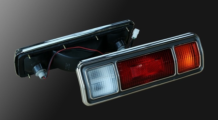 B110 クーペ用 テールランプAssy 左右セット | レストアパーツ.com®