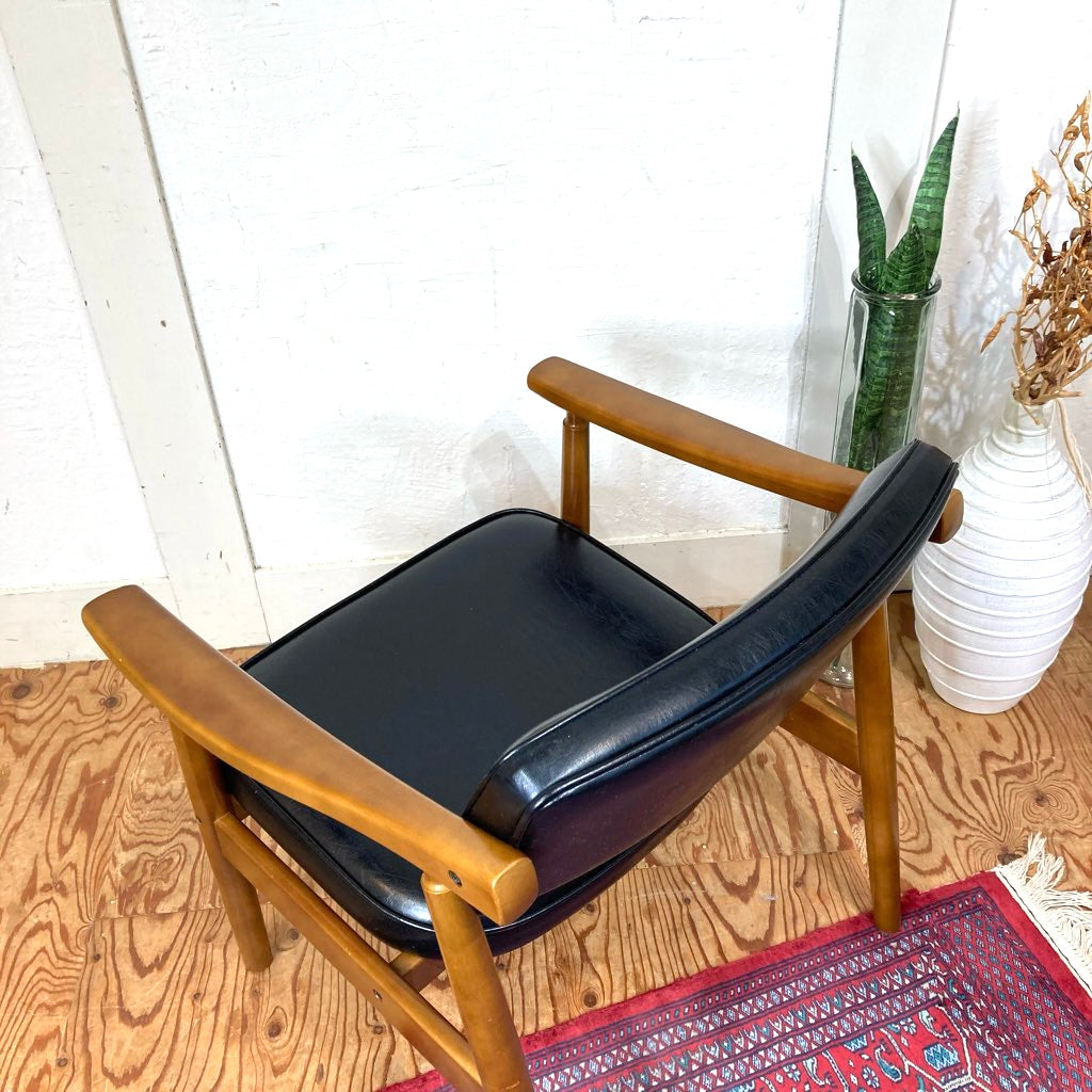 カリモク60 / karimoku Dチェア アームチェア スタンダードブラック 1