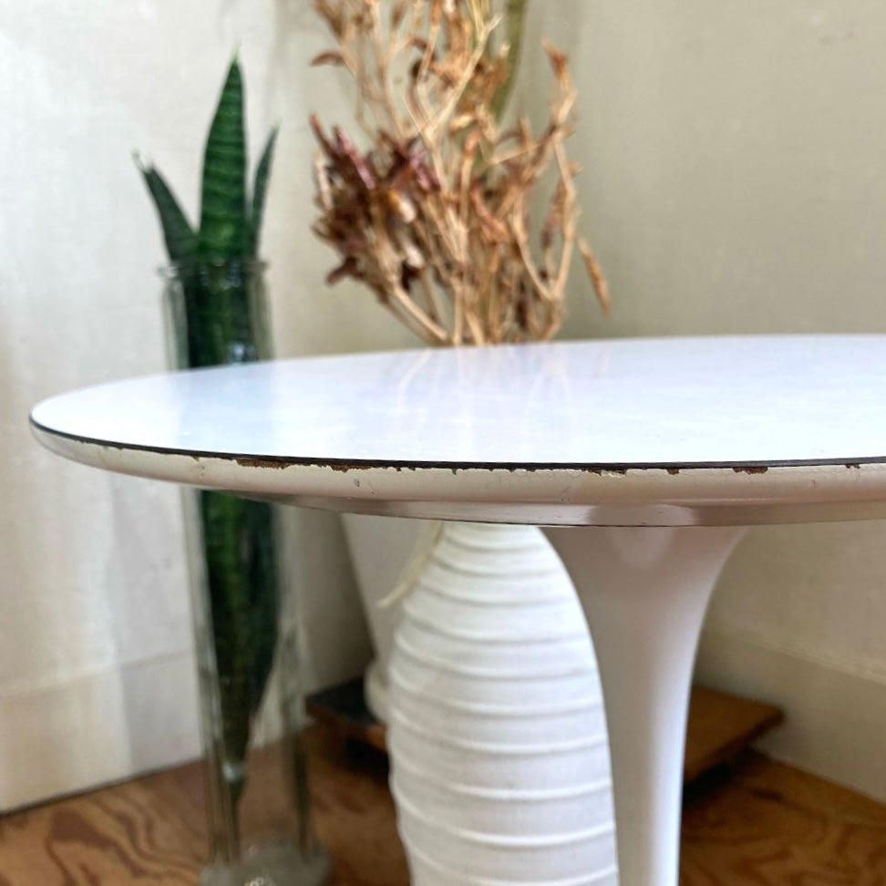 ノル Knoll チューリップテーブル サイドテーブル 直径40cm エーロ