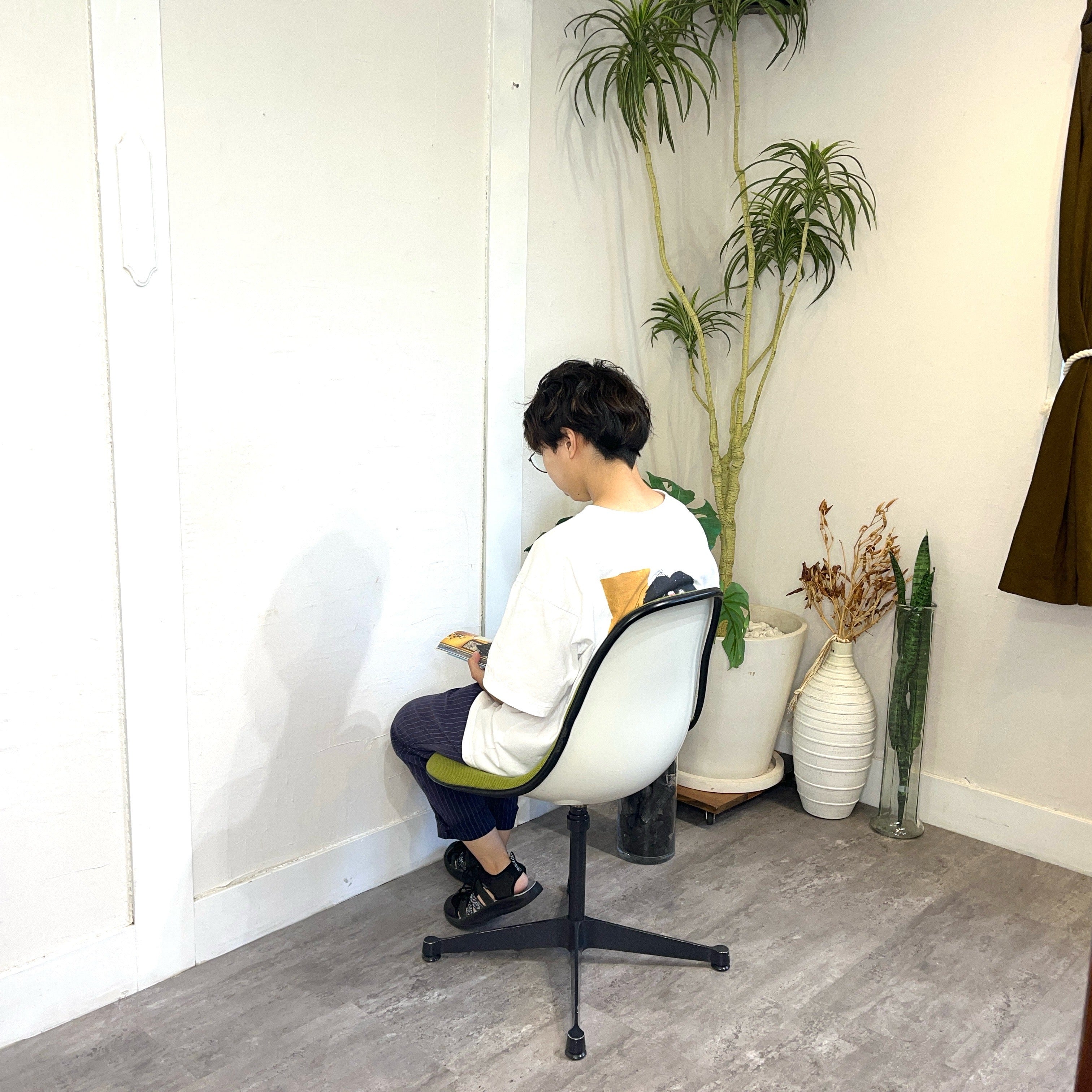 ハーマンミラー / Herman Miller シェルチェア コントラクトベース