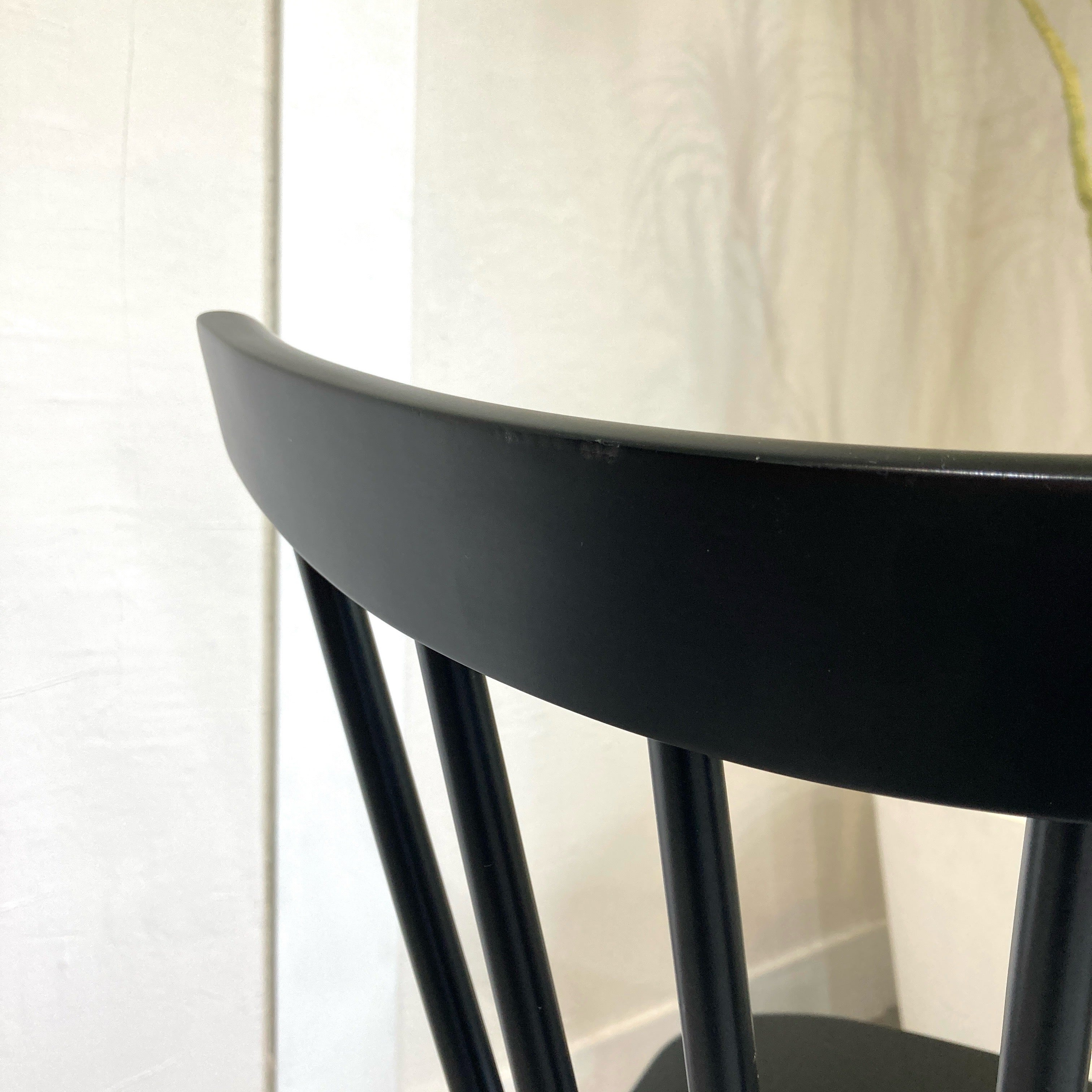 秋田木工 ハンナチェア ダイニングチェア 軽い ブラック 木 コンパクト