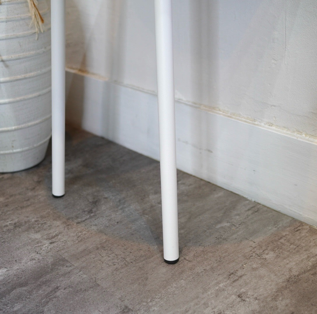 メニュー / MENU イェーウォールテーブル デンマーク 白 サイド