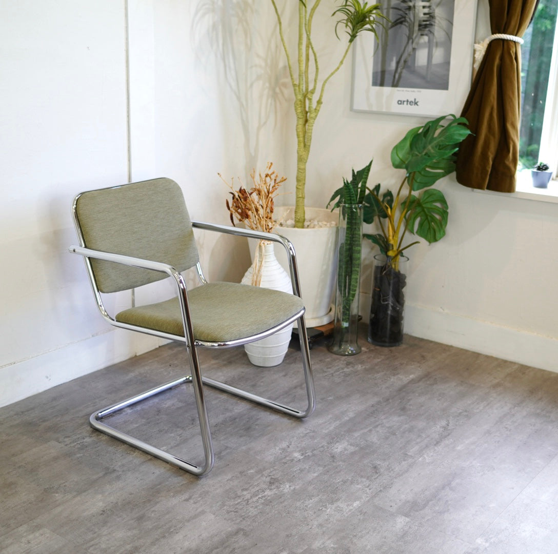 カンテレバーチェア ダイニングチェア インダストリアル モダン 中古