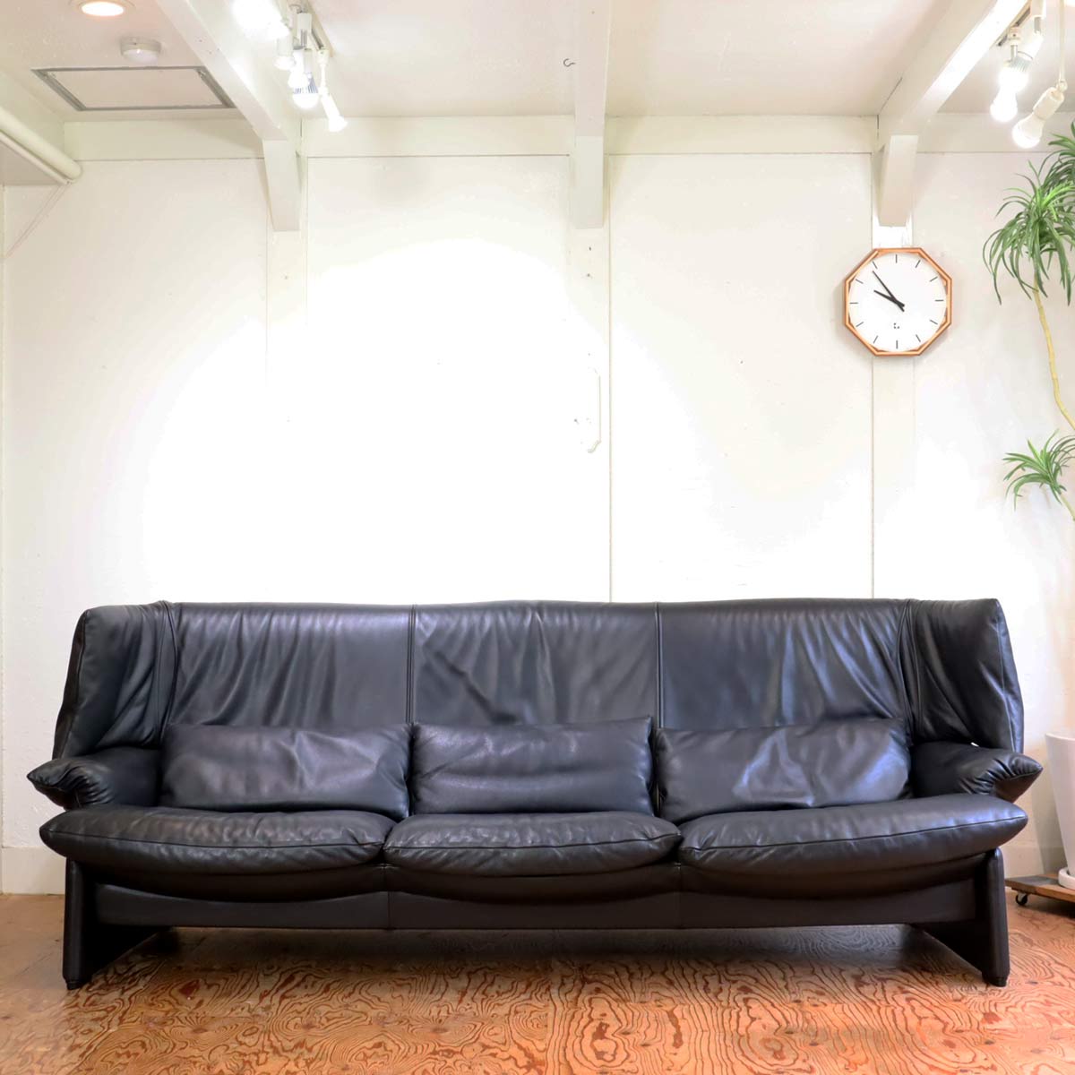 カッシーナ / Cassina ポルトヴェーネレ PORTOVENERE 678-3P 3人掛け