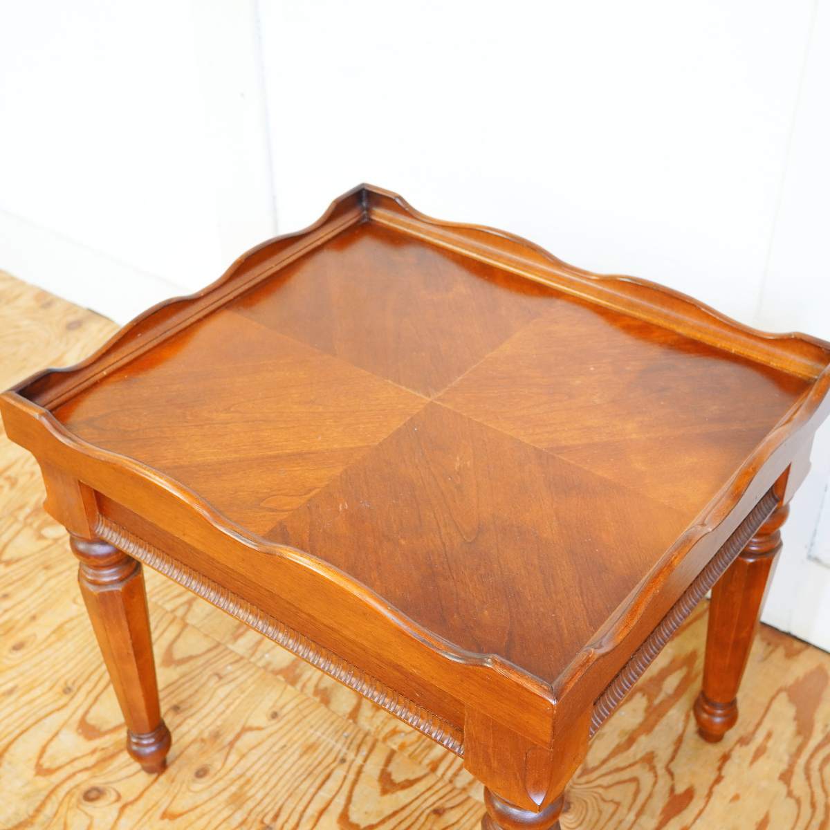 オリバーアメリカ / oliver america サイドテーブル クラシカル 木製