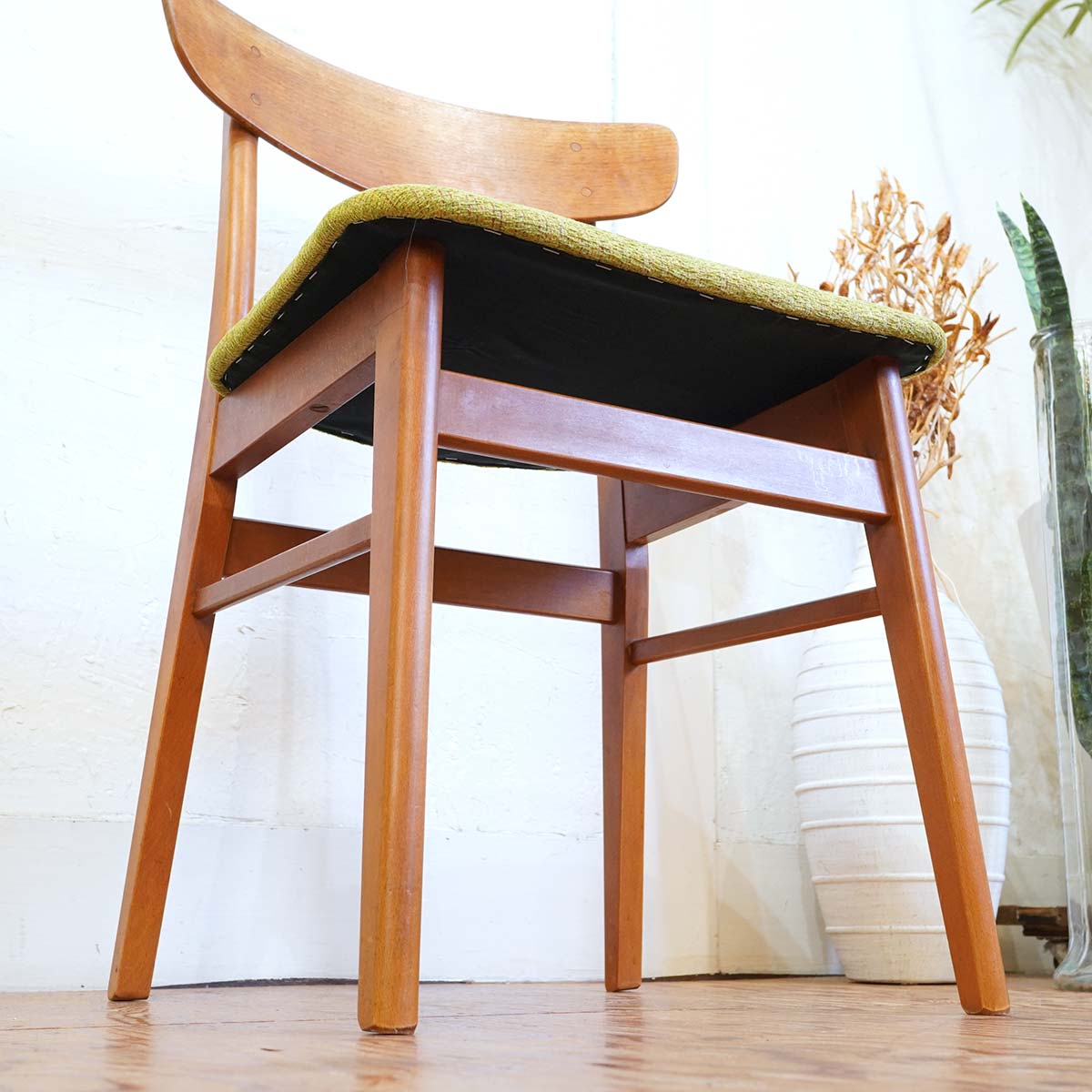 デンマーク ヴィンテージ ダイニングチェア グリーン 北欧 中古 赤 縞