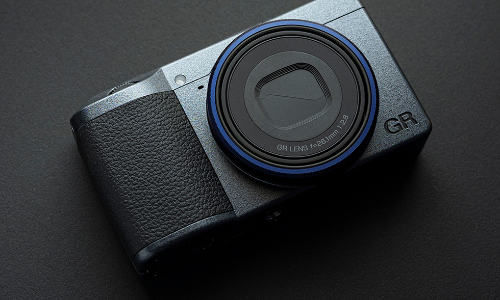 GR IIIx Urban Edition / RICOH GR III/GR IIIx | RICOH IMAGING