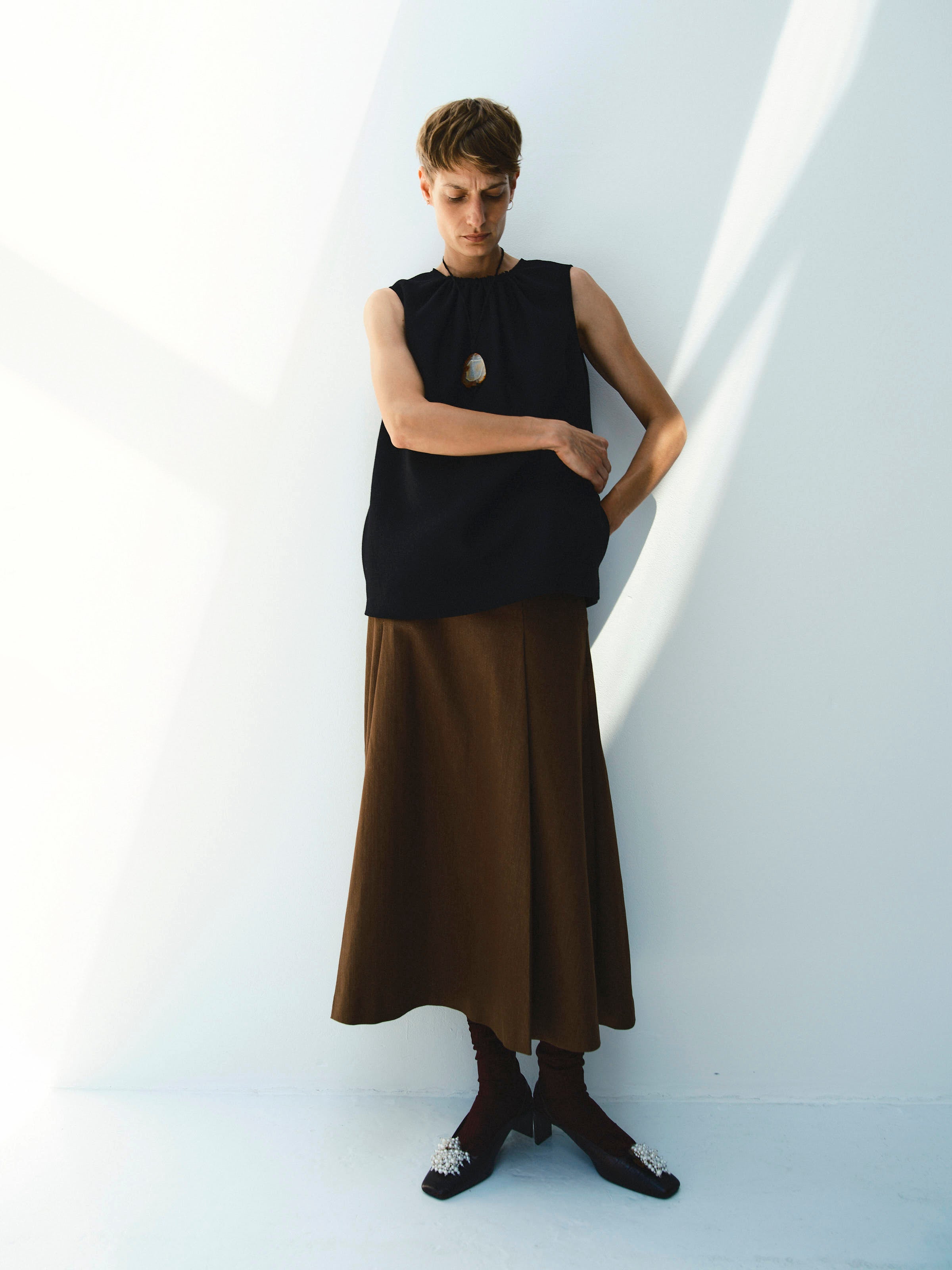 CHLOE SKIRT / CHOCO – RIKA STUDIOS