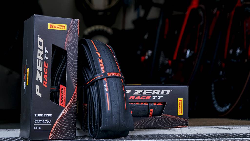 ピレリ：新製品】究極のスピード、ハンドリング。P ZERO™ RACE TT