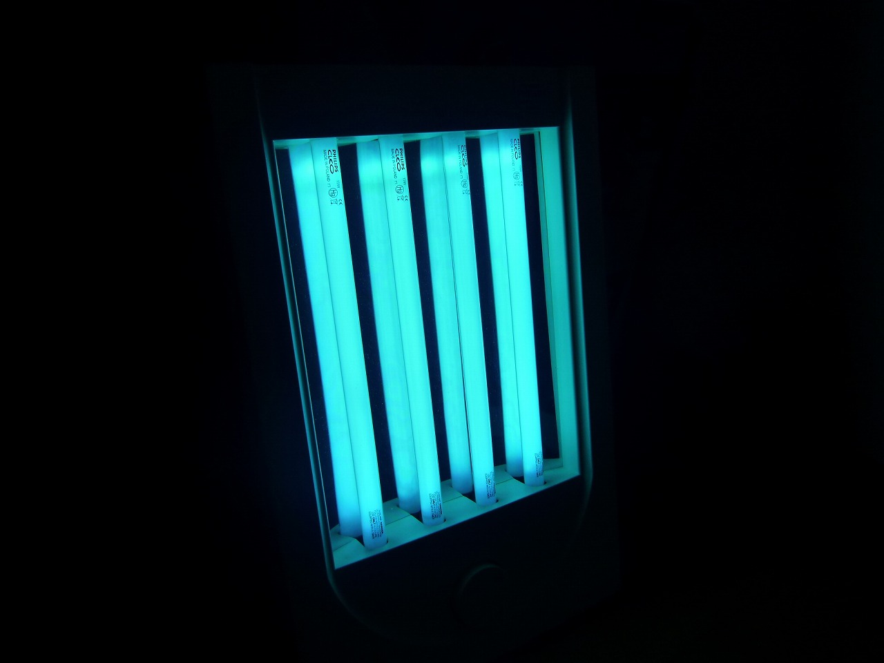 日焼けマシン Solatone NEOTAN A-60 ソーラートーン ネオタン