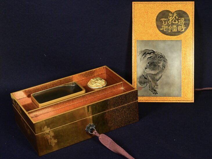 金蒔絵 硯箱 買取価格相場｜骨董品買取 緑和堂