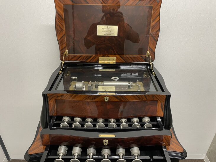 リュージュ オルゴール 144弁 買取価格相場｜骨董品買取 緑和堂