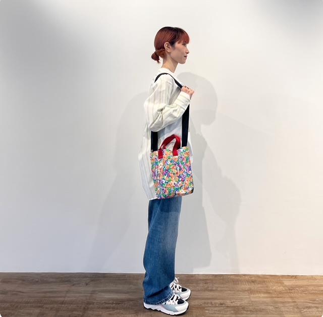 PLAN C プランシー フィリッポ＆ビアンカ（Pili ＆ Bianca）小花柄