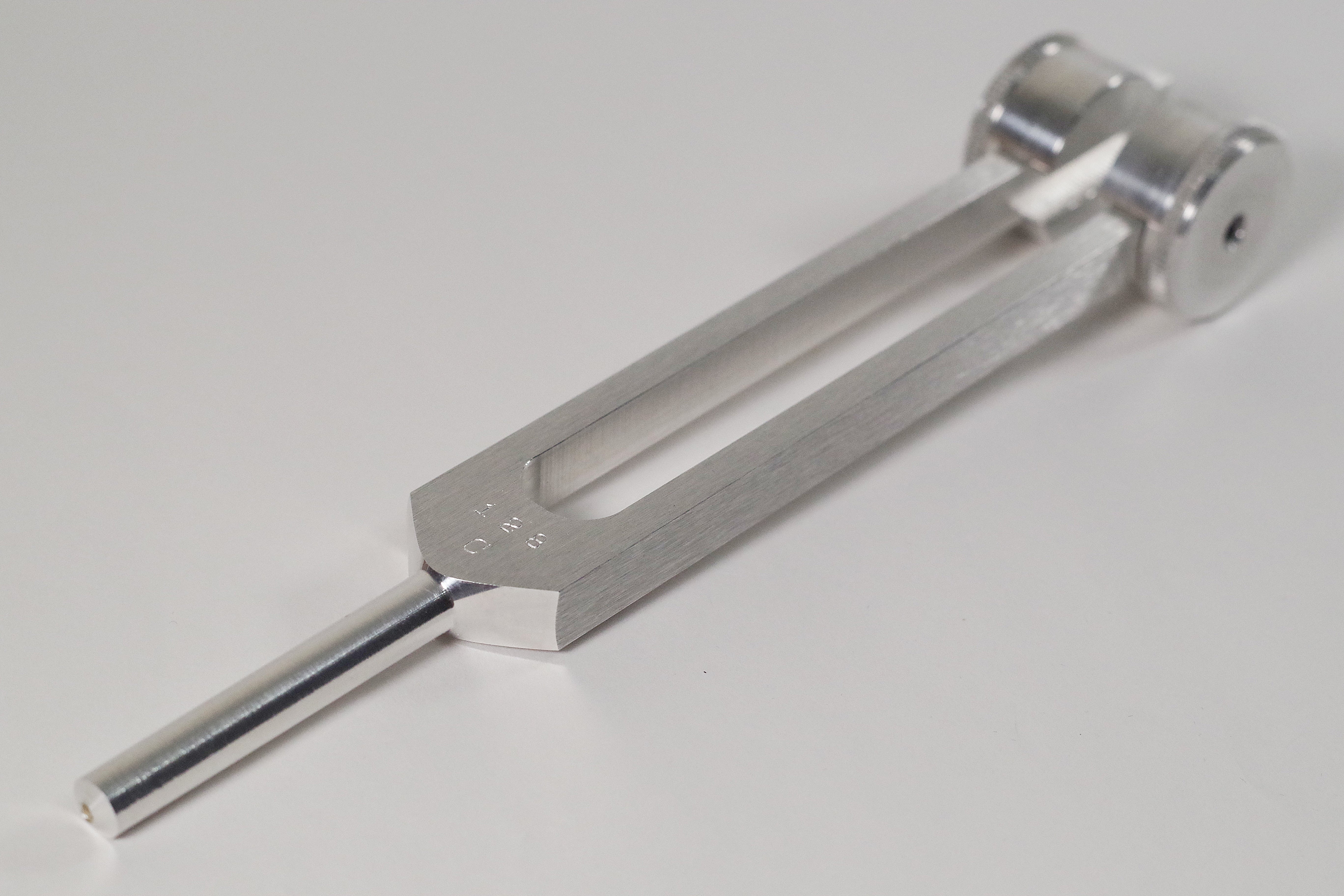 バイオソニックス社製オットーチューナー128Hz