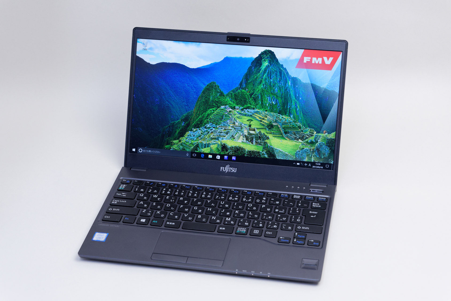 過酷なママチャリ登園で試される、超軽量ノートPC・FMV「LIFEBOOK UH75