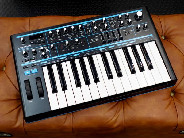 鍵盤楽器 novation bass station Bass Station II | Novation