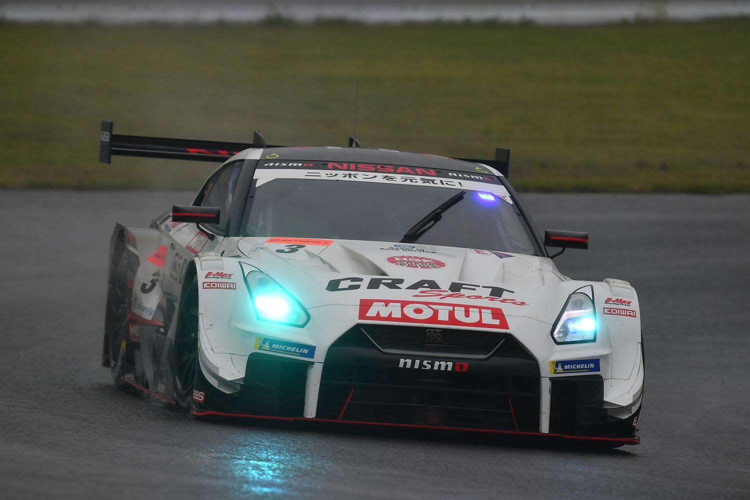 雨の菅生でNo.3 CRAFTSPORTS MOTUL GT-Rが今季初勝利【SUPER GT 2019