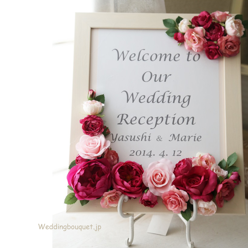 ローズピンクバラのウェルカムボード（卓上スタンド付