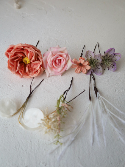 モデル撮影使用ブーケ】コーラルピンクのバラアームブーケ・ブートニア