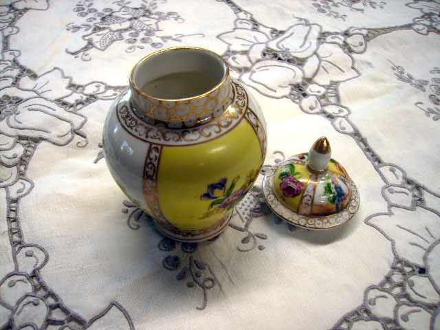 ドレスデン風 壺(小）