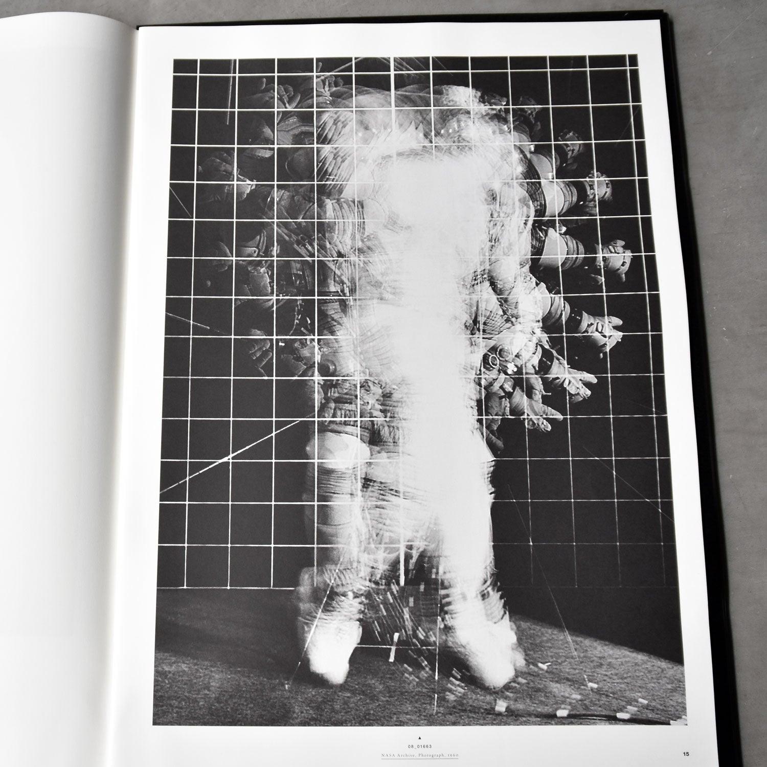 希少価値の高いアート雑誌 - プレソラマガジン No.5 – TOWARDS (トーズ）