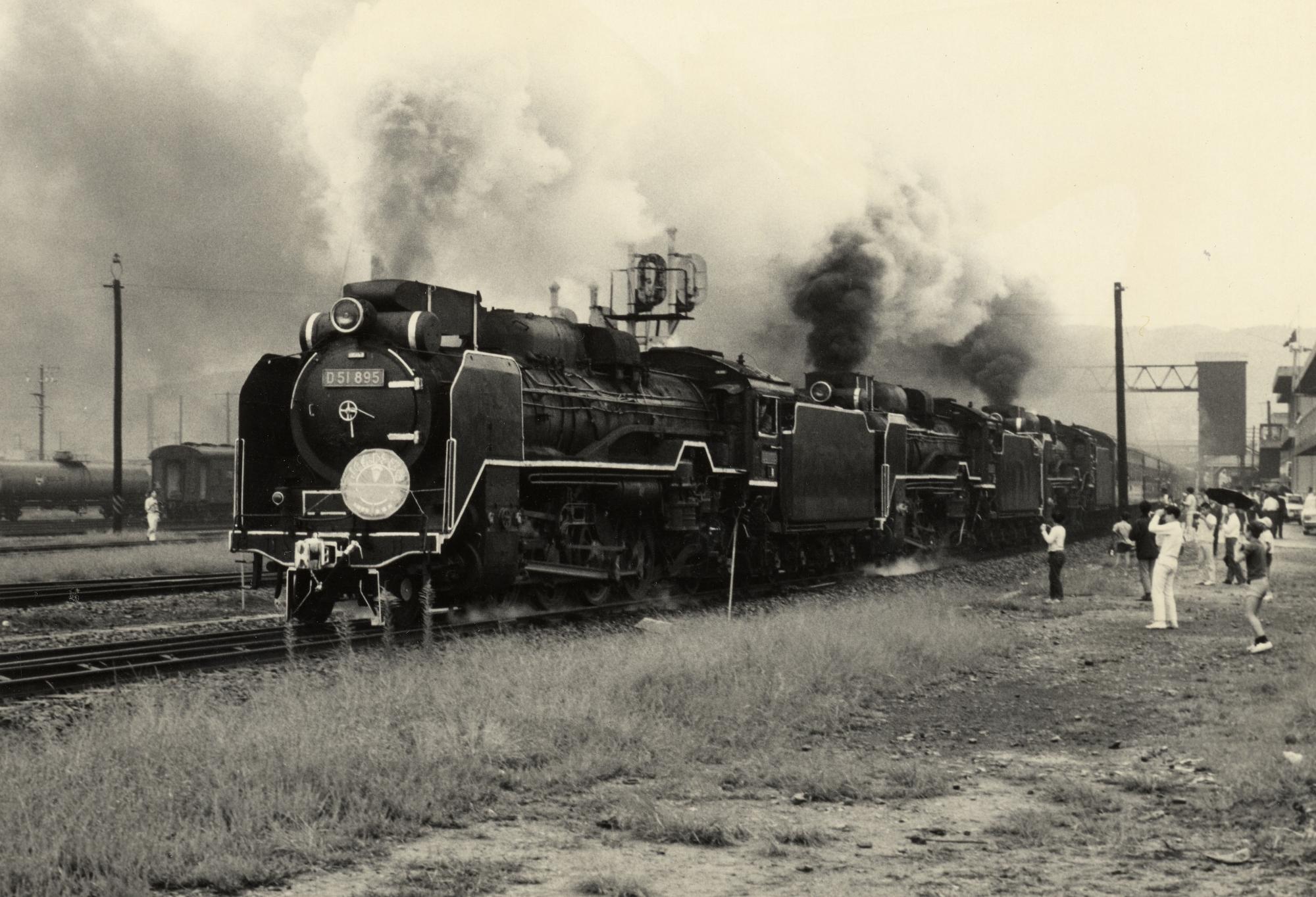 王寺町指定文化財】D51形蒸気機関車895号機／王寺町